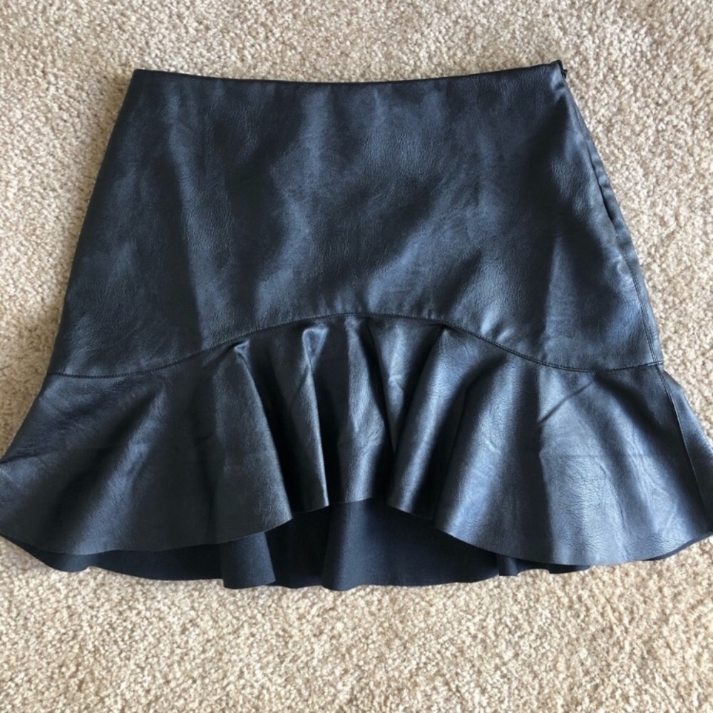Leather skirt